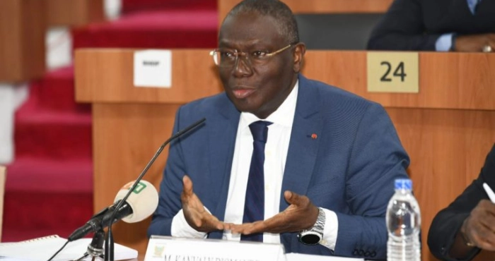 budget-2025-un-trou-de-2210-milliards-releve-par-la-cour-des-comptes
