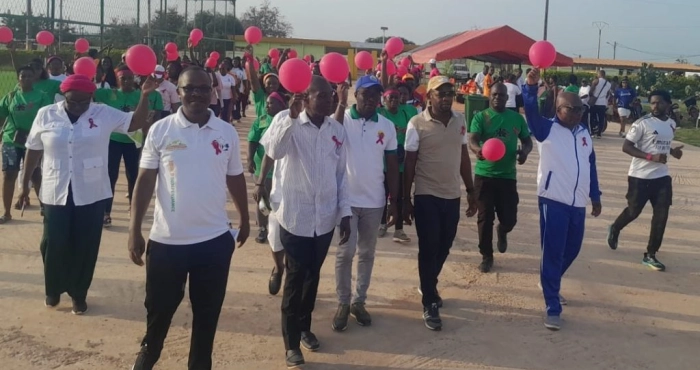 octobre-rose-ouelle-marche-contre-les-cancers-feminins