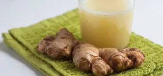 mettre-un-peu-deau-dans-son-gnamankoudji-le-buzz-du-moment