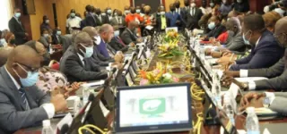 le-dialogue-politique-a-lepreuve-de-la-bonne-foi-et-de-la-raison