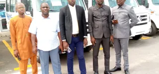 cote-divoire-transport-star-auto-augmente-le-parc-auto-des-transporteurs