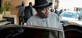 fin-de-la-transition-au-mali-le-mediateur-de-la-cedeao-quitte-bamako-sans-accord-avec-la-junte