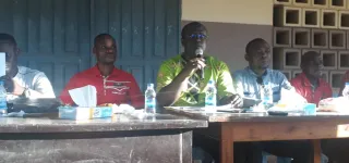 education-la-coalition-obtient-le-paiement-de-salaires-suspendus