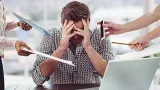 travailler plus de 55 heures par semaine augmente le risque de deces selon loms