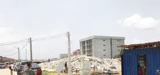 reportage-effondrement-dimmeubles-a-abidjan-sur-les-traces-des-victimes-qui-ont-tout-perdu