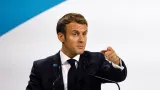 emmanuel macron en visite en roumanie et en moldavie aux portes de lukraine