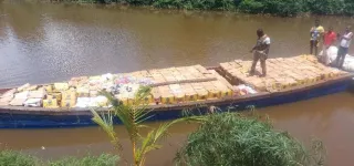 direction-regionale-daboisso-saisie-de-1353-cartons-de-liqueur-a-assouinde