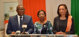 derives-sur-internet-lassemblee-nationale-au-centre-des-reflexions