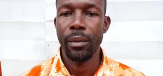 interview-exclusive-salaires-impayes-concurrence-deloyale-lourdes-dettes-kangah-kodjo-jeancler-secretaire-general-de-la-syntraposte-ci-il-faut-redonner-a-la-poste-de-cote-divoire-son-volet-financier