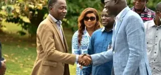 service-civique-le-ministre-bissau-guineen-en-visite-a-yamoussoukro