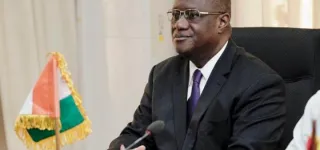 attribution-du-prix-national-dexcellence-au-ministere-de-la-defense-le-professionnalisme-de-tene-birahima-ouattara-reconnu