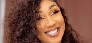 buzz-de-la-semaine-emma-lohoues-et-des-influenceurs-vides-dinstagram