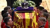 angleterre les britanniques font leurs a dieu elizabeth ii