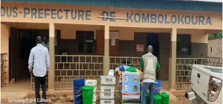 lutte-contre-la-covid-19-kombolokoura-recoit-du-materiel-dhygiene