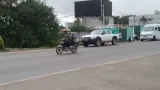 enquete tracasserie agression incivisme routier revelations sur lactivite de livreurs a moto