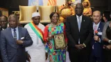 leadership feminin kandia camara recoit un prix a new york