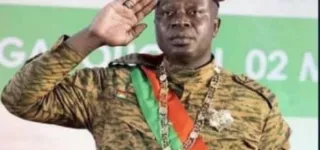 bruits-de-botte-a-ouagadougou-damiba-aux-commandes-voici-les-dernieres-informations