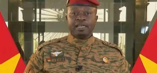 burkina-faso-damiba-sort-enfin-de-son-silence