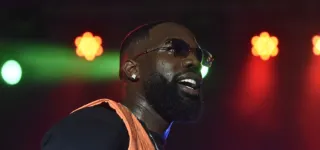 showbiz-vegedream-violemment-agresse