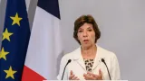 detention de francais en iran paris exige liberte et demande des sanctions