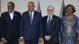 crise mondiale rechauffement climatique le sort de la planete se decide a abidjan