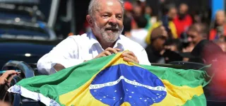 presidentielle-au-bresil-luiz-inacio-lula-da-silva-elu-a-la-majorite