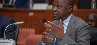 ministere-des-transports-les-senateurs-adoptent-le-nouveau-code-de-laviation-civile-et-celui-du-systeme-de-transport-intelligent-sti