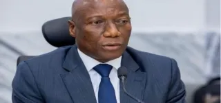 transport-renouvellement-du-parc-automobile-la-modernisation-des-moyens-de-transport-engagee-par-le-gouvernement-ivoirien-depuis-2010-a-pris-forme-et-est-en-train-de-contribuer-substantiellement-a-lamelioration-des-conditions-de-vie-des-populations