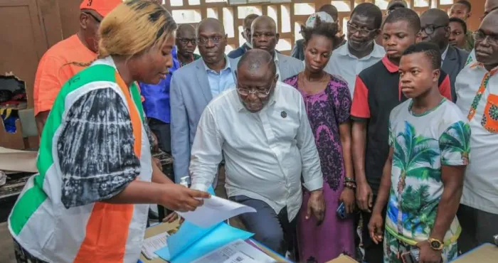 revision-de-la-liste-electorale-bacongo-aux-cadres-rhdp-du-district-dabidjan-impliquez-davantage-les-etudiants-et-les-femmes