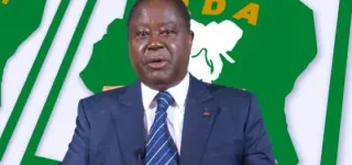 pdci-rda-le-feu-couve-au-sein-du-parti-doyen-des-cadres-tirent-sur-bedie