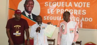 seguela-revision-de-la-liste-electorale-ange-leonid-battesti-barry-fait-enroler-300-jeunes