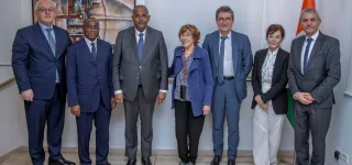 ecole-de-la-2eme-chance-la-fondation-edith-cresson-va-soutenir-le-gouvernement-ivoirien