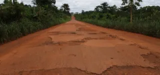 reportage-infrastructures-routieres-eau-potable-kossou-dans-labandon