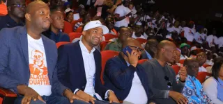 an-2-de-linvestiture-du-president-ouattara-les-houphouetistes-deshabillent-gbagbo