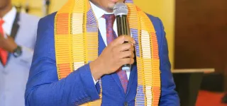 cote-divoire-grand-prix-life-builders-2022-isaac-tchere-obtient-le-grand-prix-du-secteur-immobilier