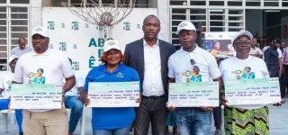 secteur-informel-le-ministre-mamadou-toure-apporte-un-soutien-de-119-millions-f-cfa-a-des-acteurs-de-linformel-dabobo