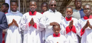 yopougon-celebration-de-la-noel-adama-bictogo-magnifie-le-seigneur-a-leglise-saint-andre