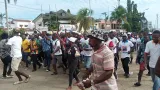 retour de gbagbo en ci lambiance a son qg une heure avant son arrivee