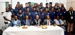 chan-2022-apres-leur-qualification-au-prochain-tour-lambassadeur-voho-sahi-et-le-cocan-felicitent-les-elephants-a