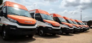 modernisation-du-transport-urbain-40-minibus-aux-transporteurs-de-yopougon-et-dabobo