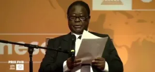 yamoussoukro-henri-konan-bedie-rend-hommage-au-president-ouattara