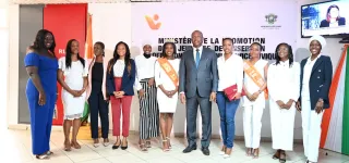 entrepreneuriat-feminin-les-laureates-du-concours-miss-2-0-recoivent-un-cheque-de-19-millions-fcfa