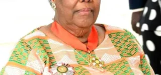 30-ans-apres-la-mort-de-son-epoux-therese-houphouet-boigny-de-retour-sur-sa-terre-natale-de-toumodi