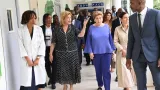 en visite a lhopital mere enfant de bingerville mariella enoc du vatican seduite par cette structure sanitaire