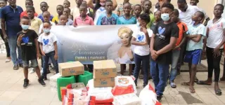 action-caritative-linfluenceuse-emma-lohoues-fait-parler-son-coeur