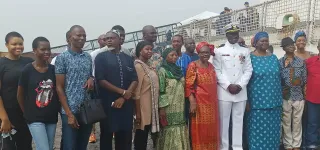 cooperation-maritime-entre-lafrique-de-louest-et-les-etats-unis-le-navire-spencer-a-quitte-abidjan-apres-pres-de-deux-mois-de-mission