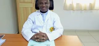 interview-careme-et-sante-francois-kientega-pretre-et-medecin-les-diabetiques-hypertendus-et-malades-chroniques-doivent-prendre-leurs-medicaments