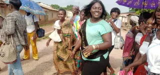 action-sociale-miss-apoutchou-2022-cadeaute-les-enfants-dagbaou