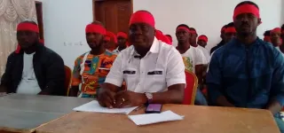 en-reaction-aux-violences-et-au-racisme-contre-les-ivoiriens-espoir-rhdp-organise-un-sit-in-devant-lambassade-de-tunisie