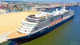cote divoire le port dabidjan accueille le plus grand navire de croisiere de son histoire
